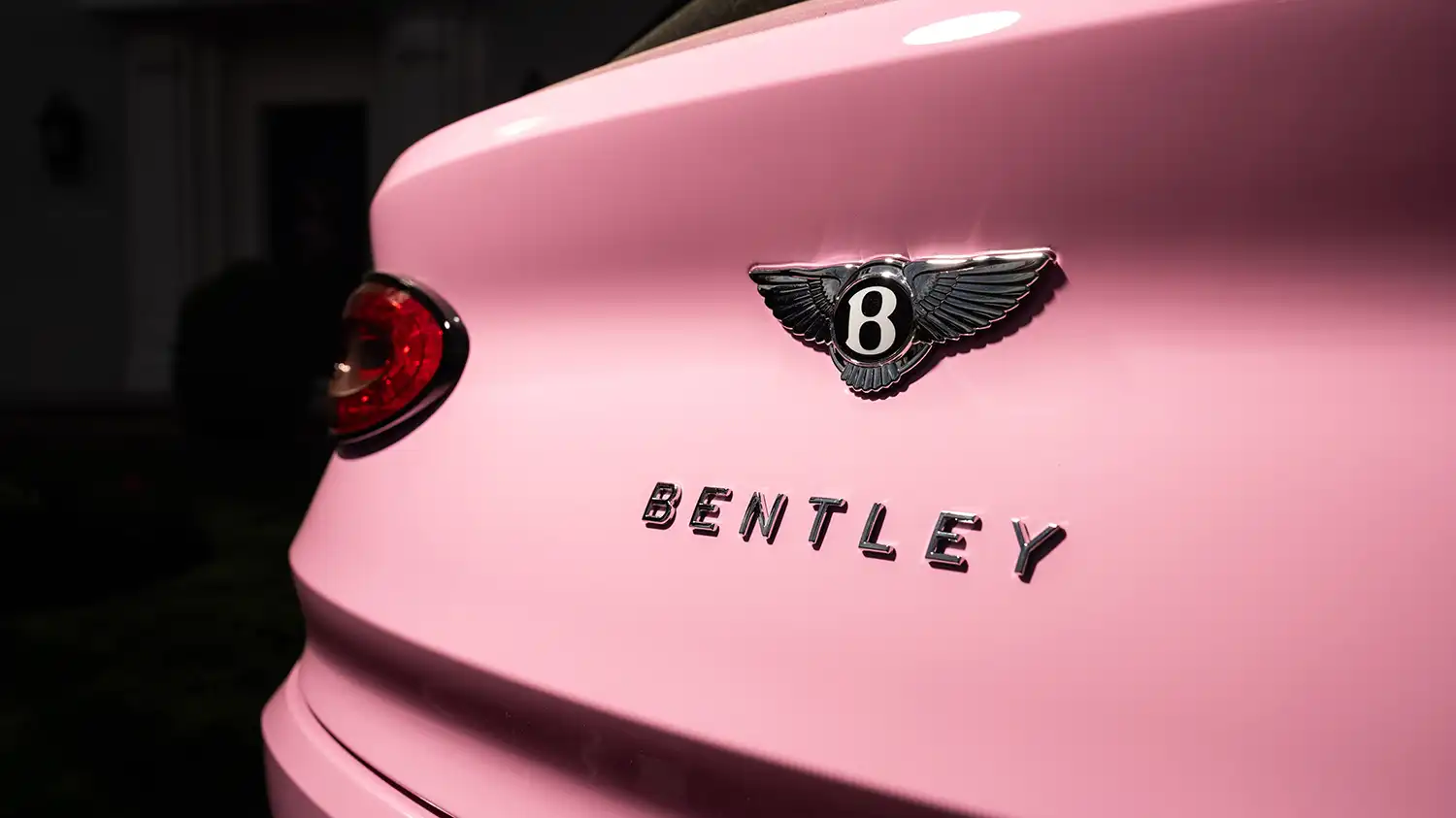 Candy Pink Bentley Bentayga