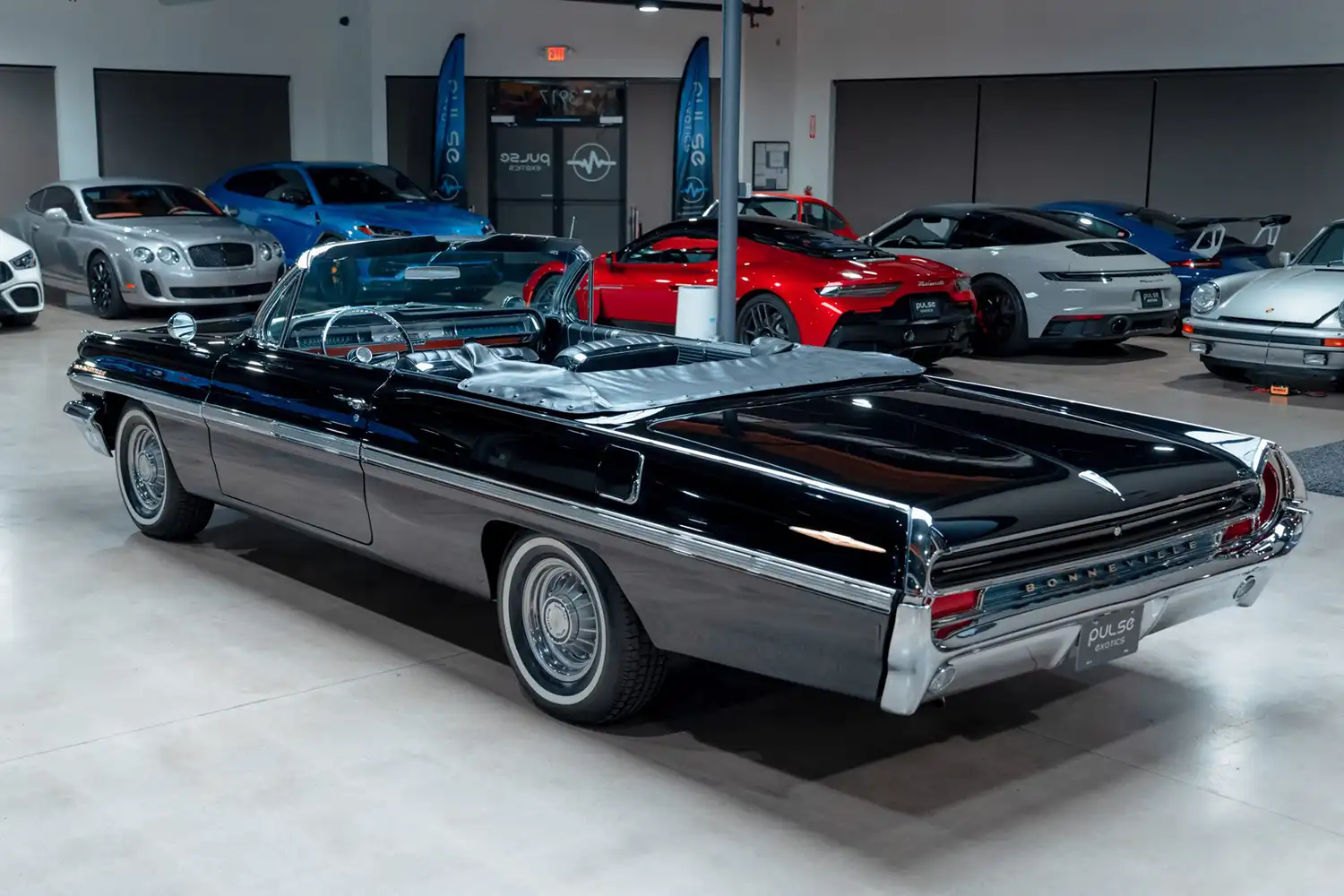 1962 Pontiac Bonneville Convertible