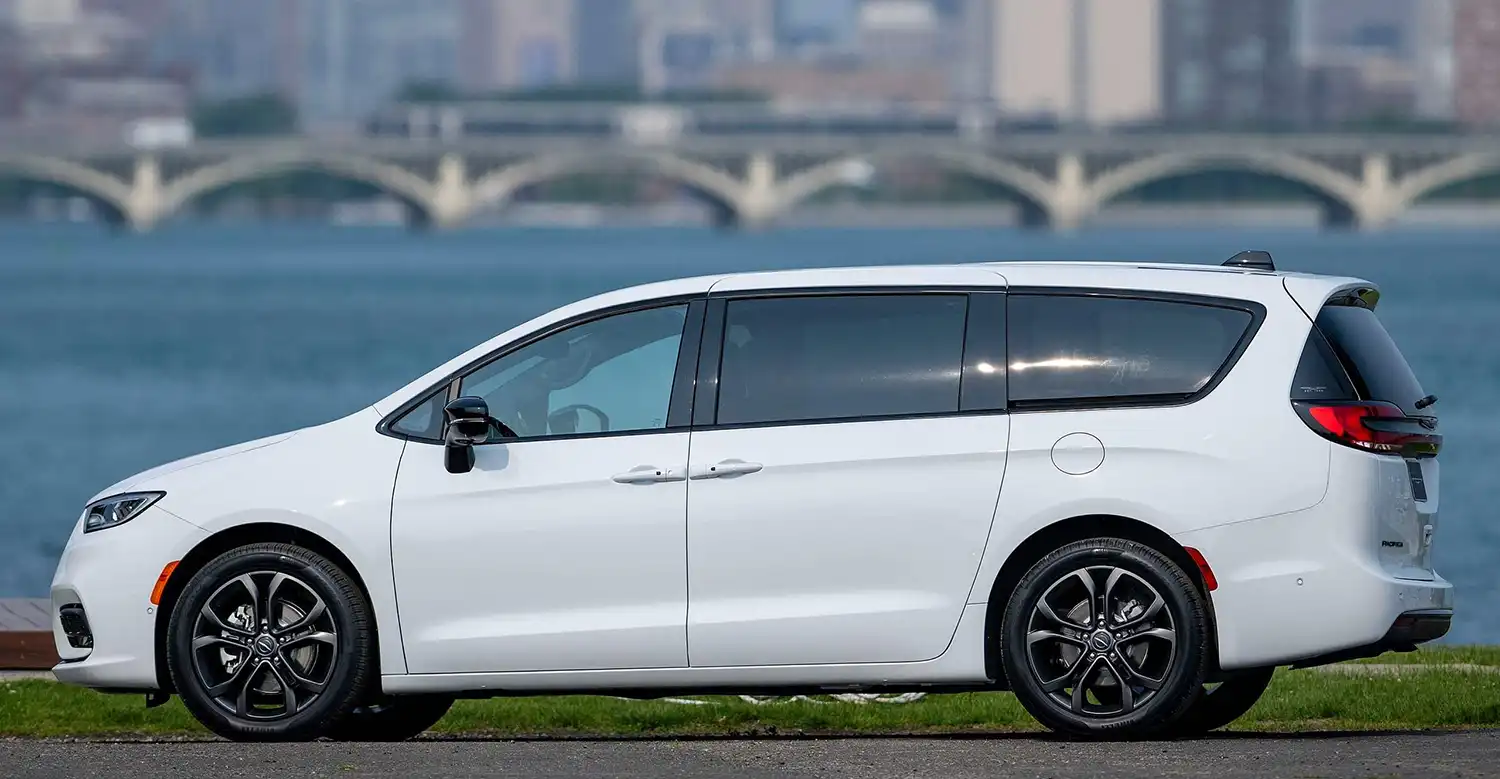 2026 Chrysler Pacifica 100th Anniversary