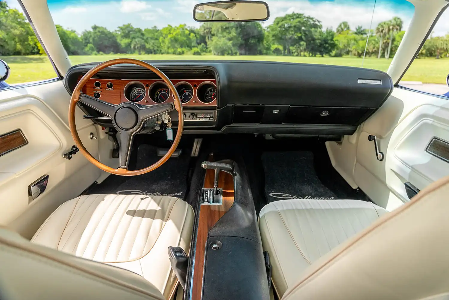 1971 Dodge Challenger R/T 440 Six Pack