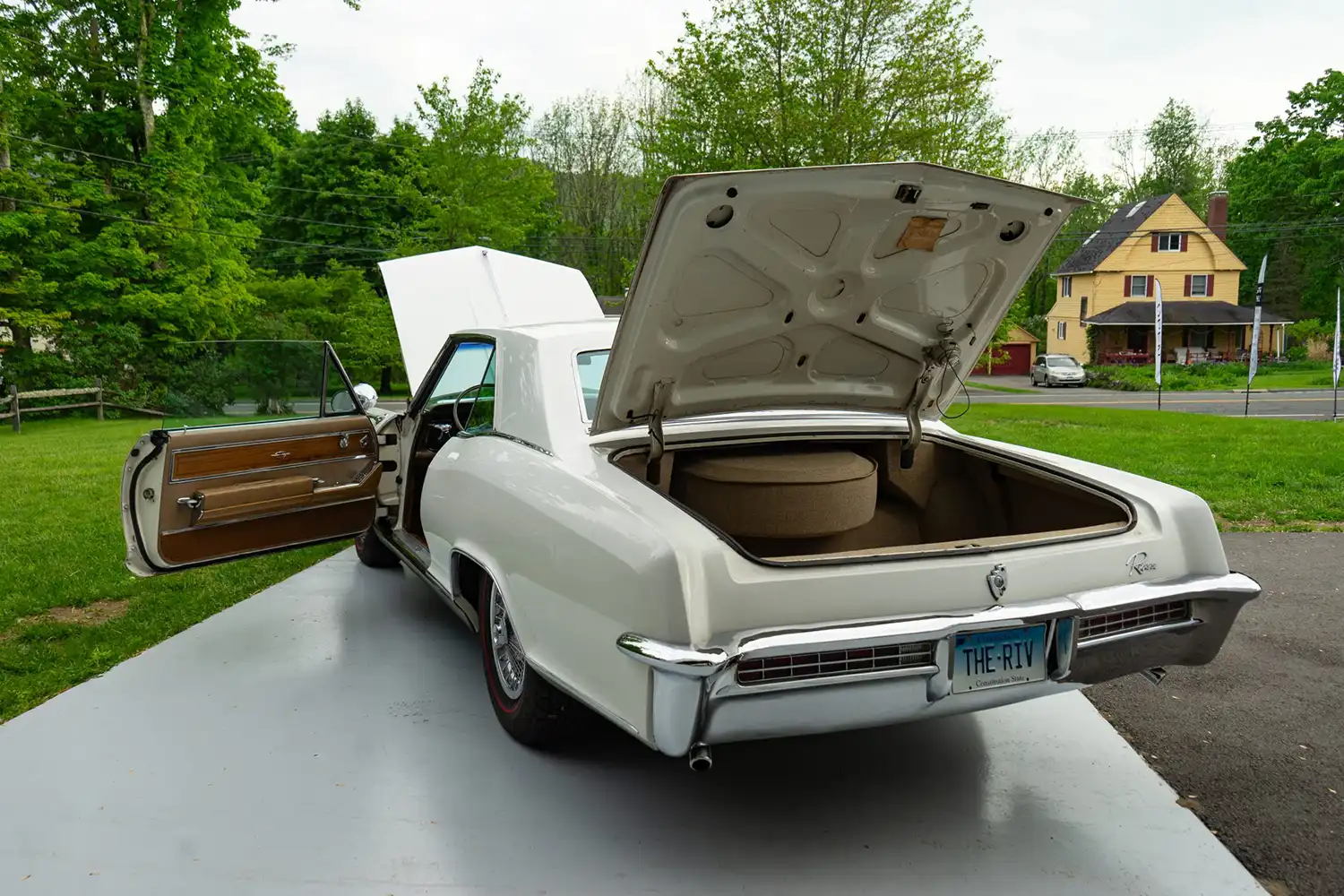 1965 Buick Riviera