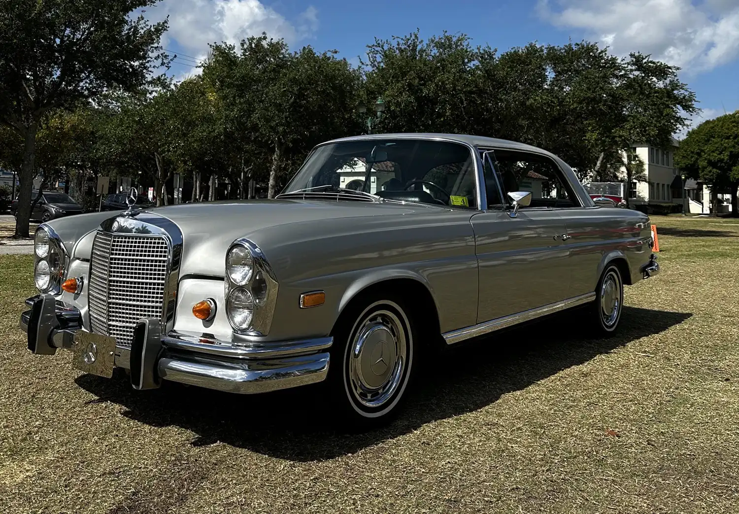 1969 Mercedes-Benz 280SE Coupe