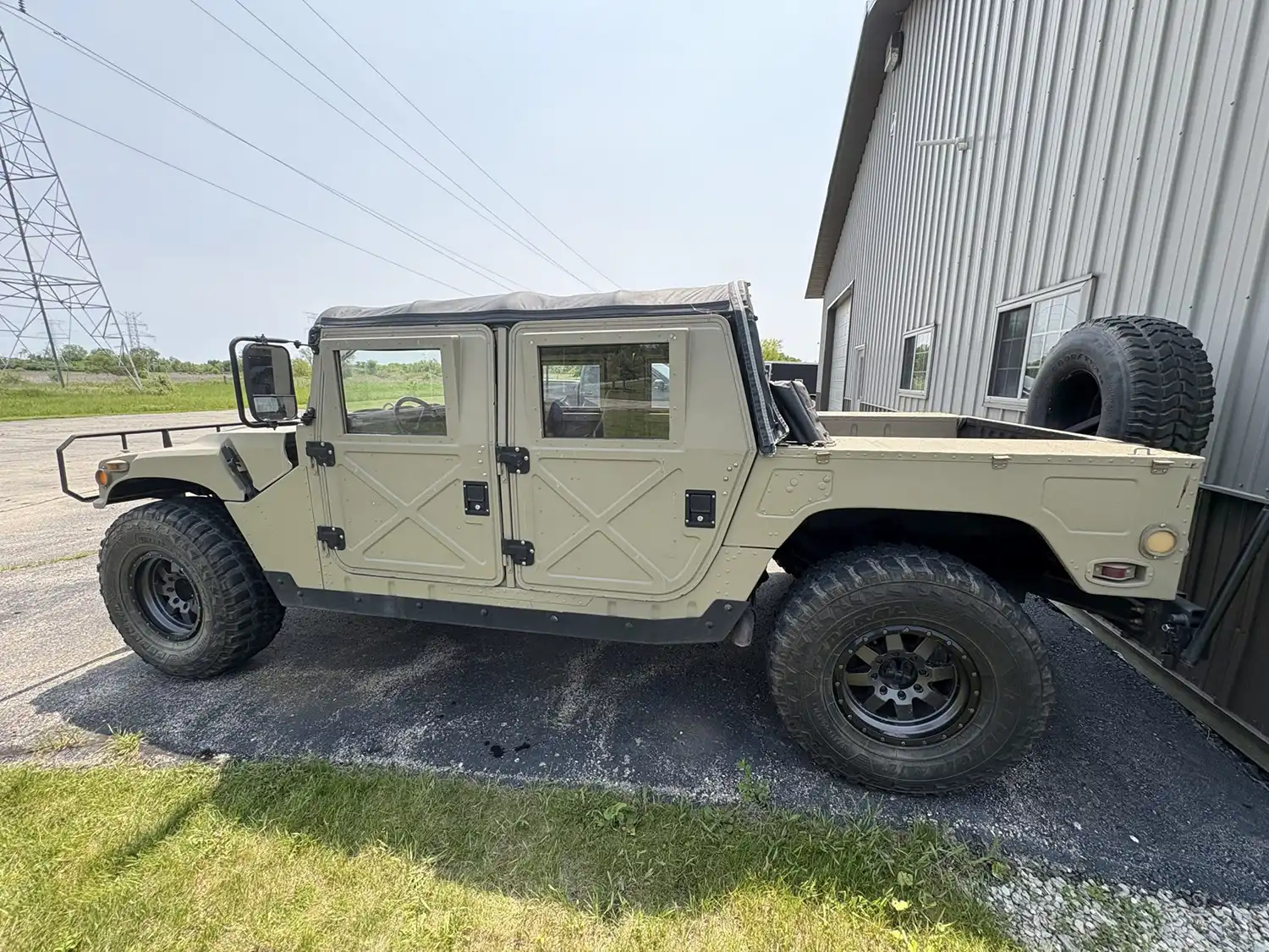 1988 AM General M998 Humvee