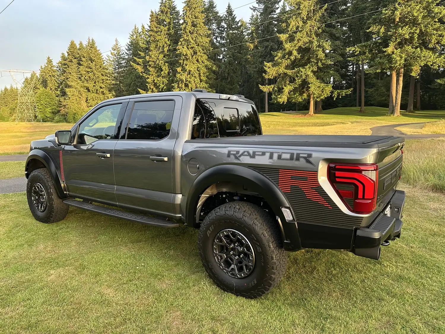 2025 Ford F-150 Raptor R