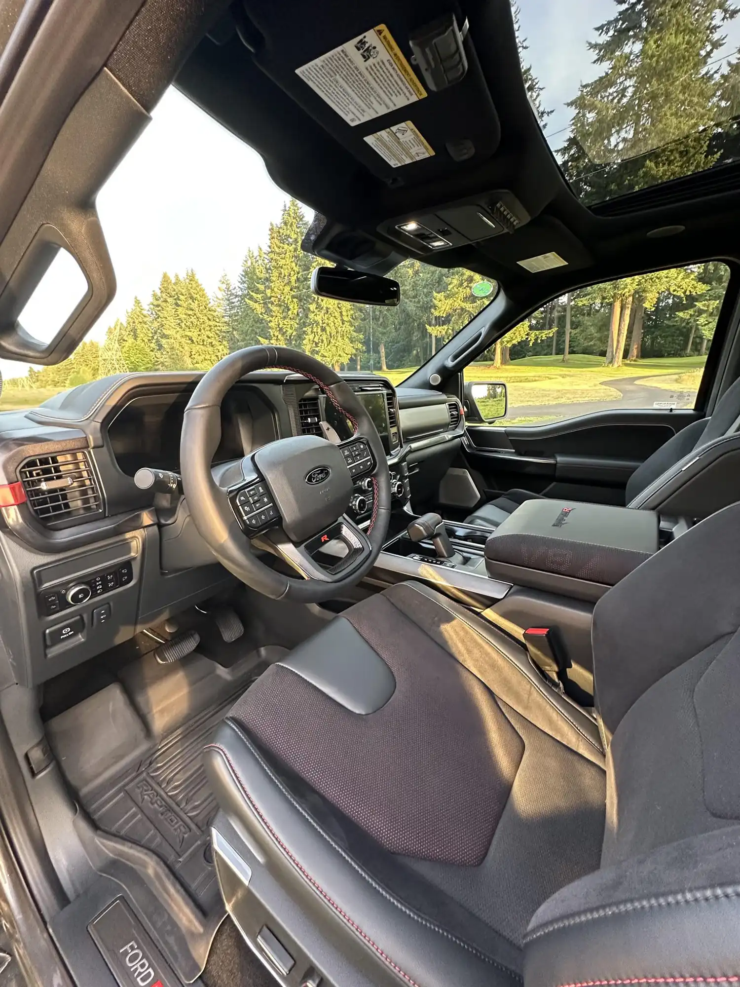 2025 Ford F-150 Raptor R