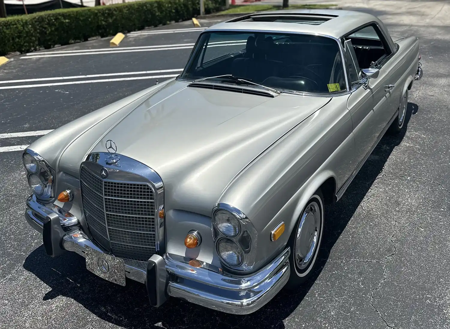 1969 Mercedes-Benz 280SE Coupe