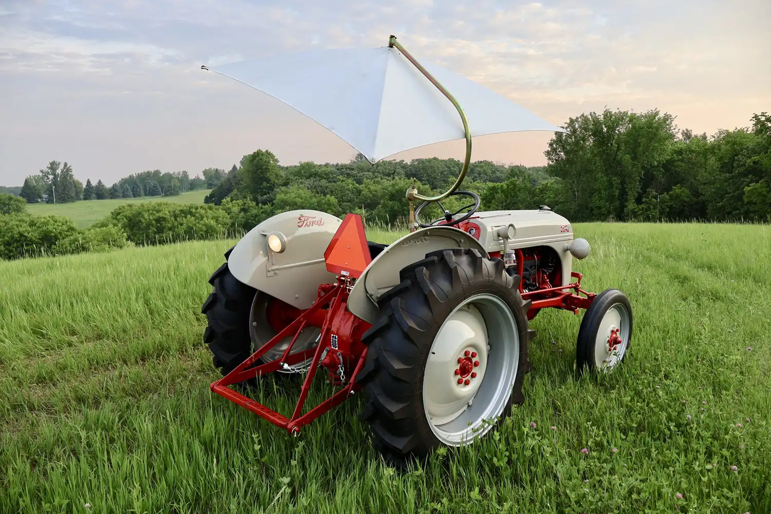1952 Ford 8N tractor