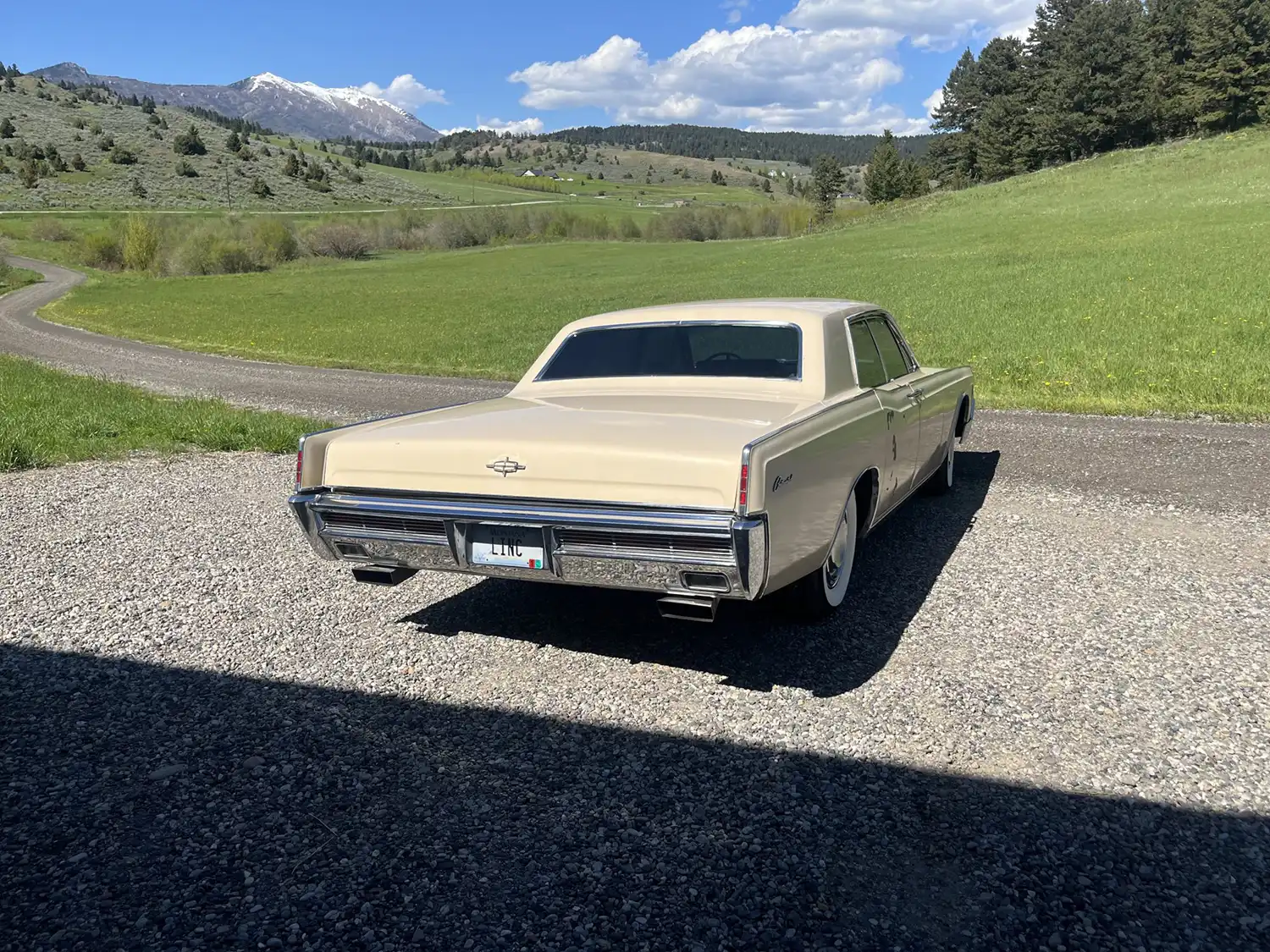1966 Lincoln Continental Sedan
