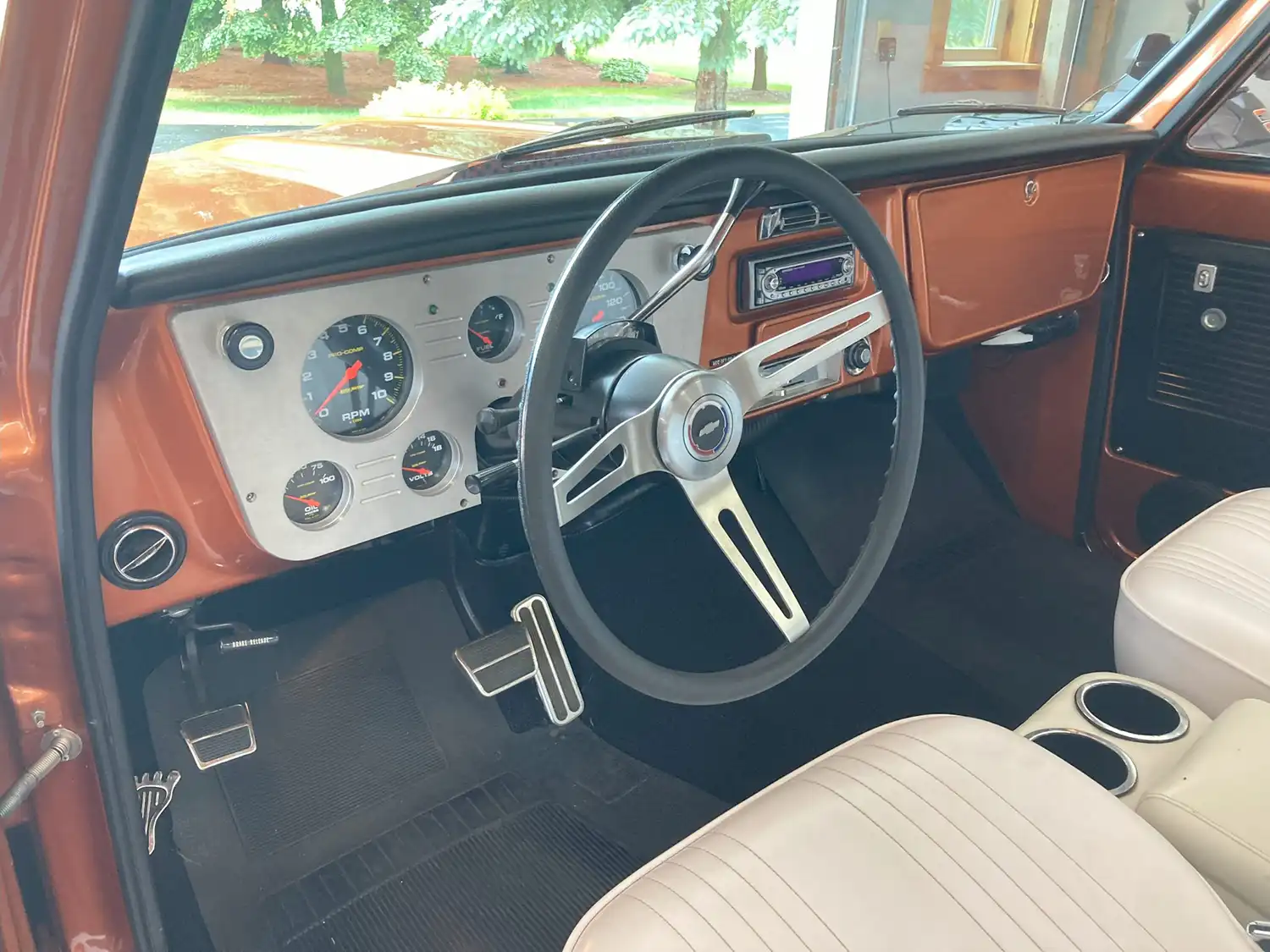 Fuel-Injected 1969 Chevrolet C10 Pickup