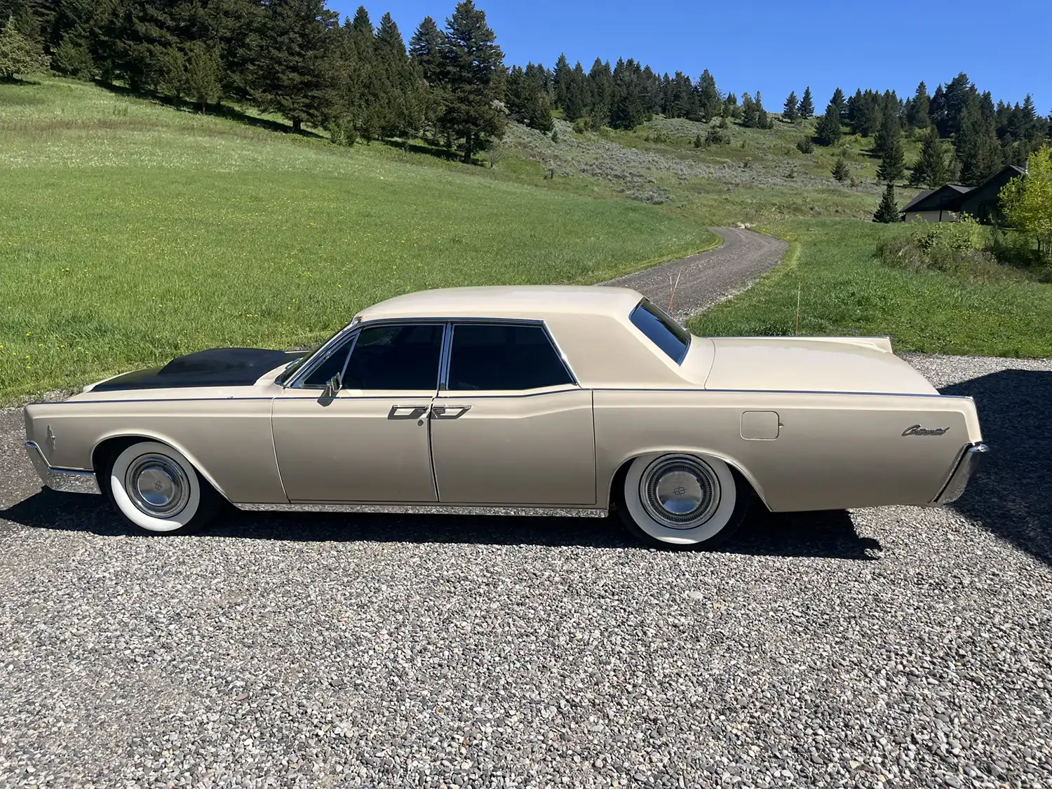 1966 Lincoln Continental Sedan