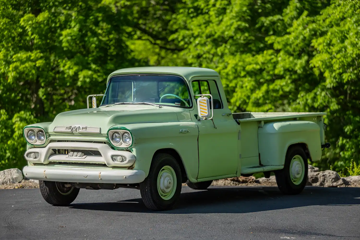 Beyond Compare: The Exquisite 1959 GMC 253 Custom Build