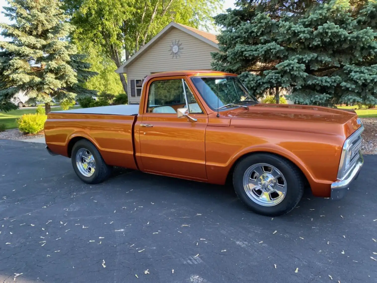 Fuel-Injected 1969 Chevrolet C10 Pickup