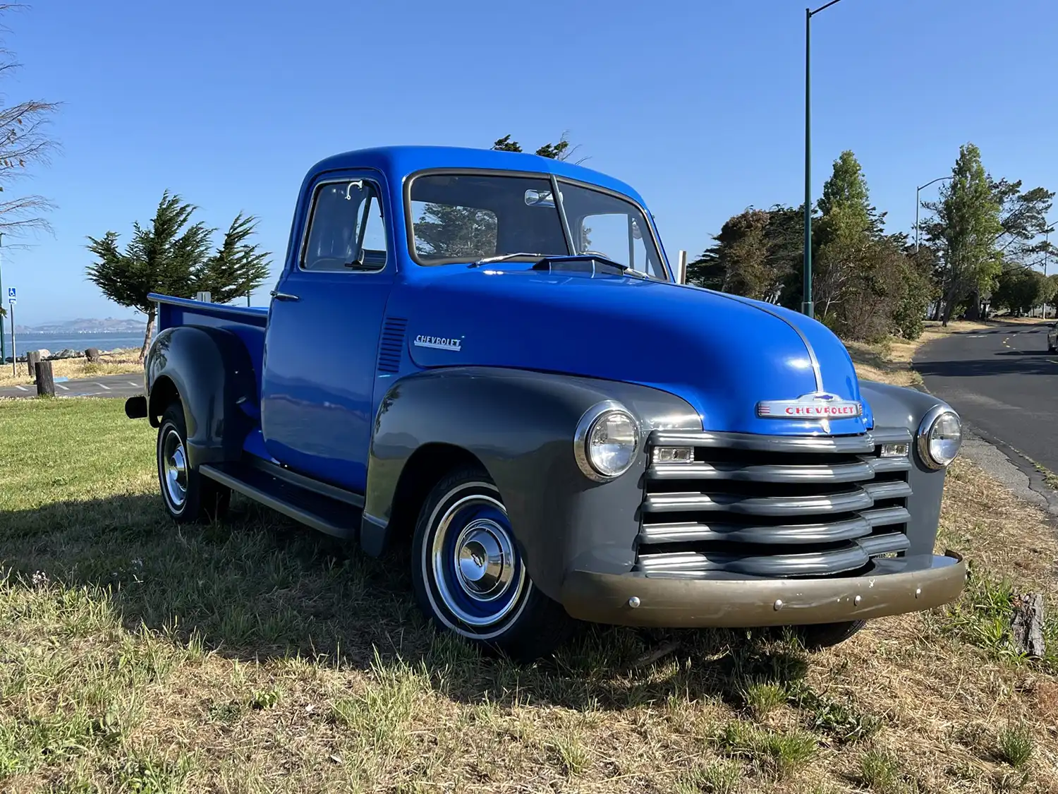 This 1952 Chevrolet 3100 Pickup Is a True Blue Flame Classic