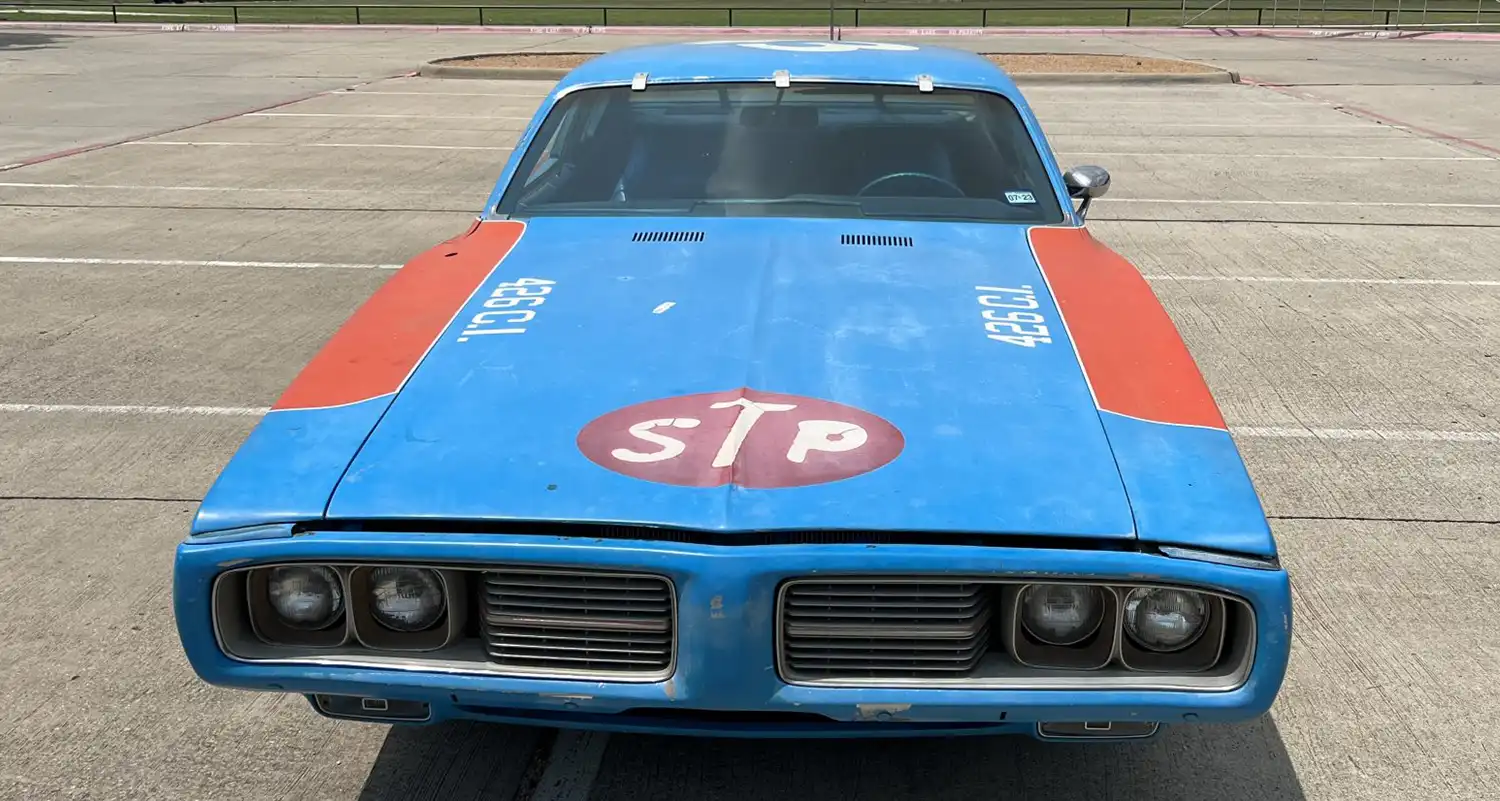 Unleash Your Inner Racer with This 1973 Dodge Charger SE