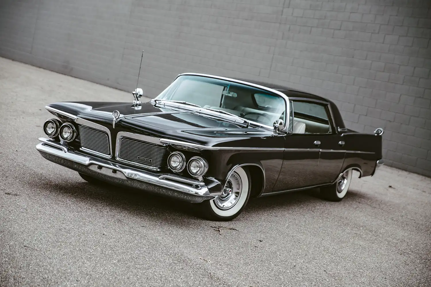 1962 Imperial LeBaron: Timeless American Elegance