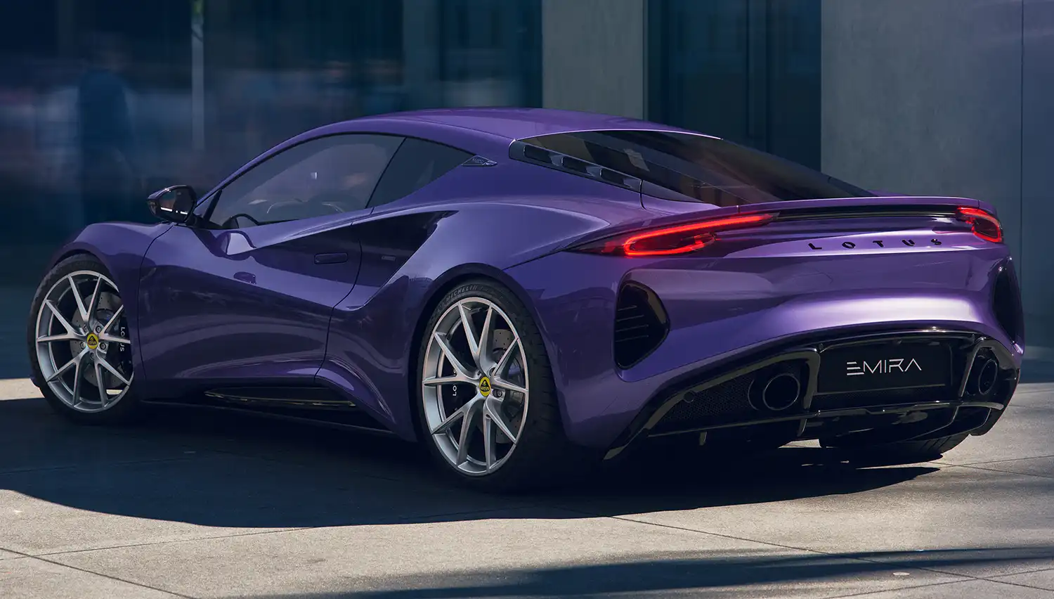 Experience the Lotus Emira Turbo: Everyday Usability, Thrilling Performance
