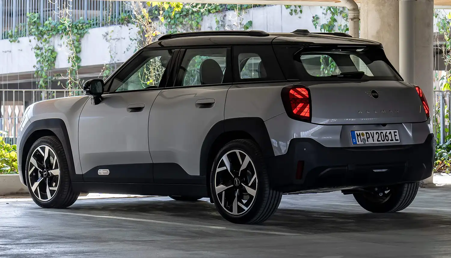 2025 Mini Aceman E