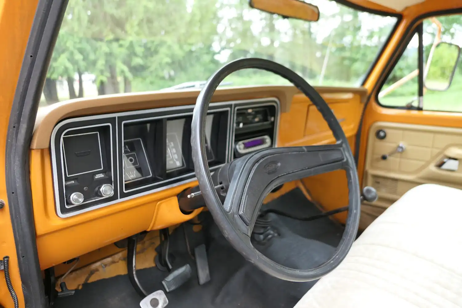1976 Ford F-250 Custom