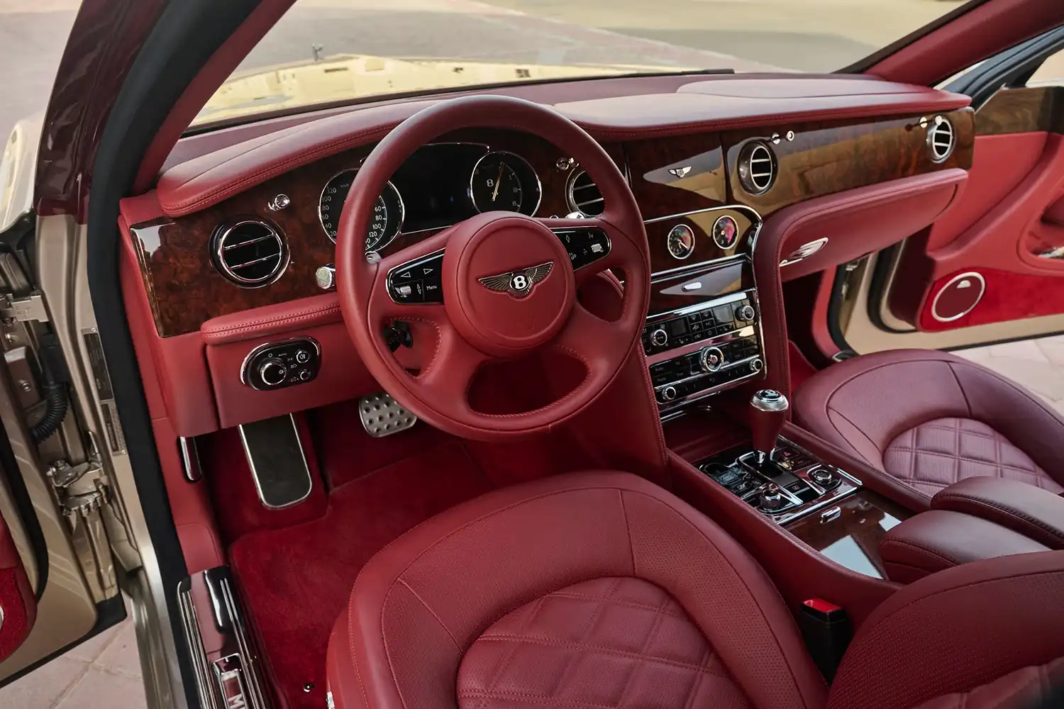 Bentley Mulsanne Grand Limousine