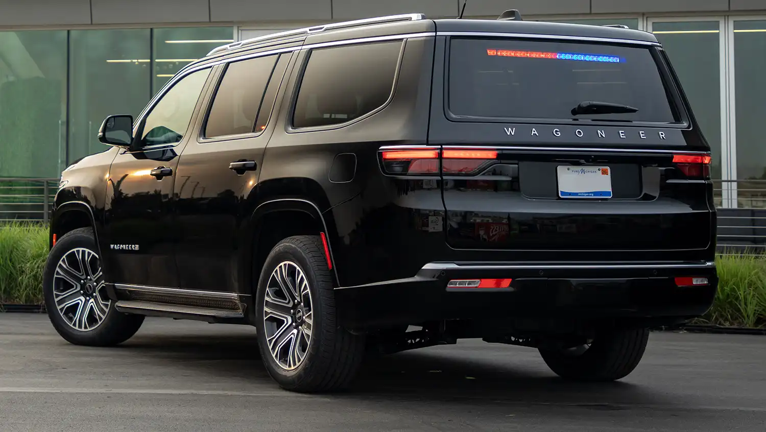 2025 Jeep Wagoneer COV