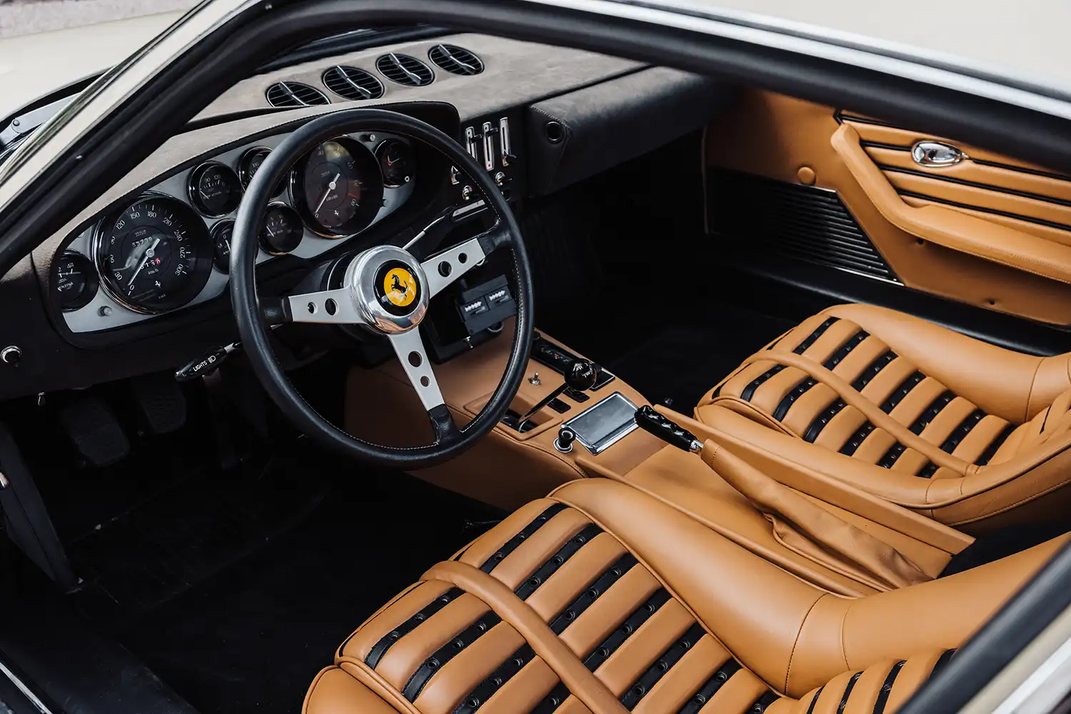 Ferrari 275 GTB/4 and 365 GTB/4