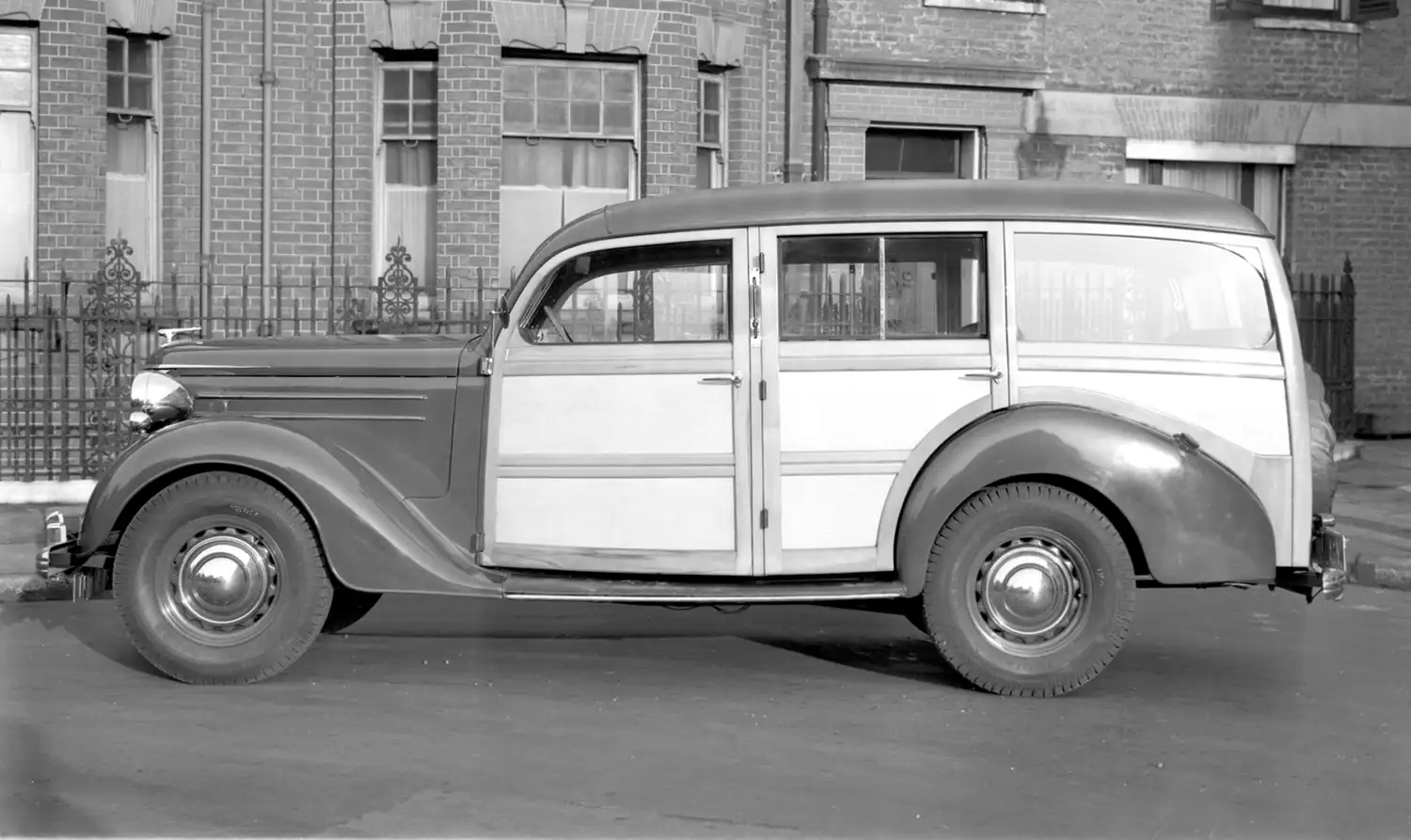 1948 Ford Pilot Woody Estate
