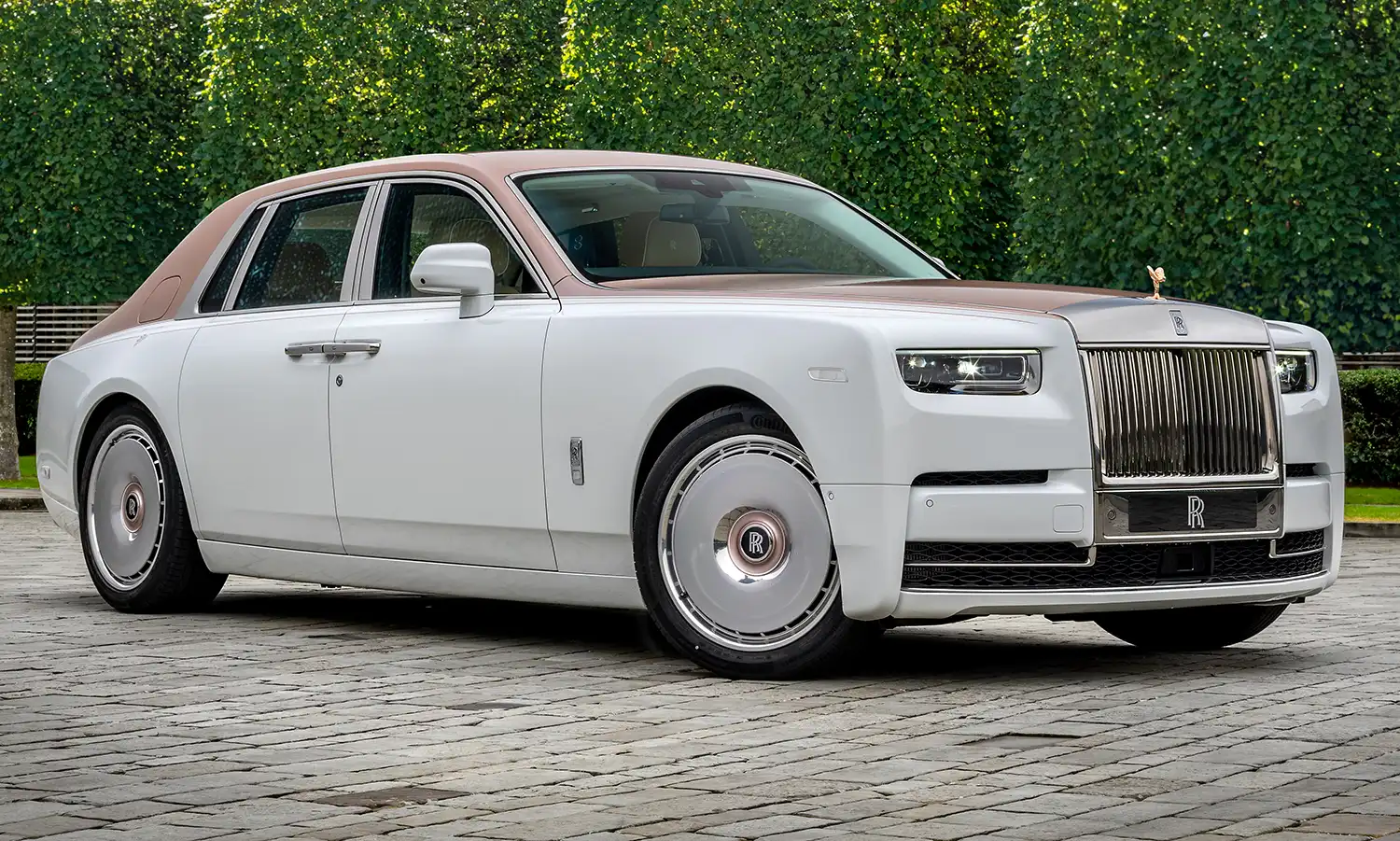 Rolls-Royce Phantom Dentelle Is Haute Couture on Wheels