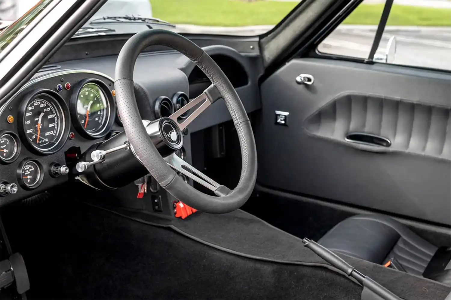 Superformance Corvette Grand Sport