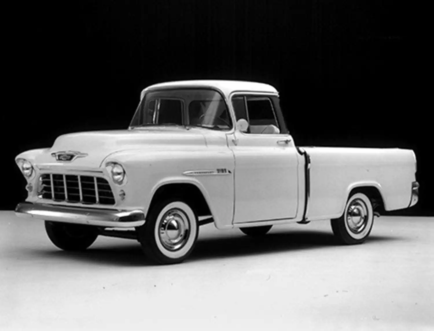 1955 Chevy 3124 Series Cameo Carrier