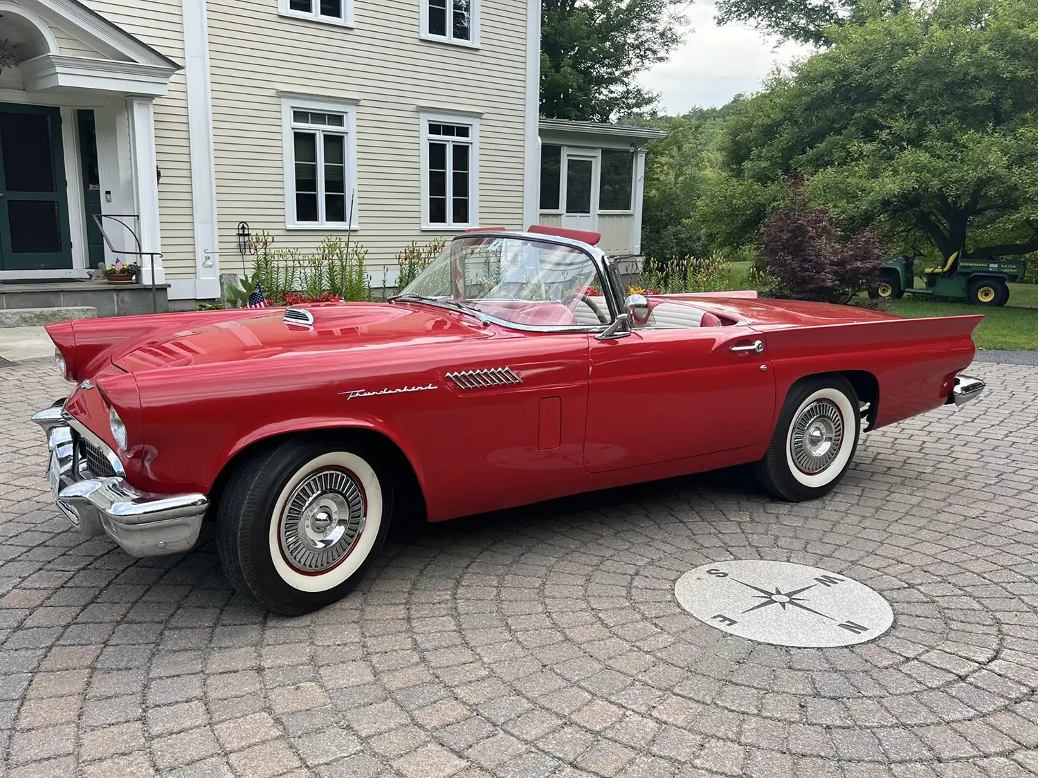 1957 Ford Thunderbird 4-Speed