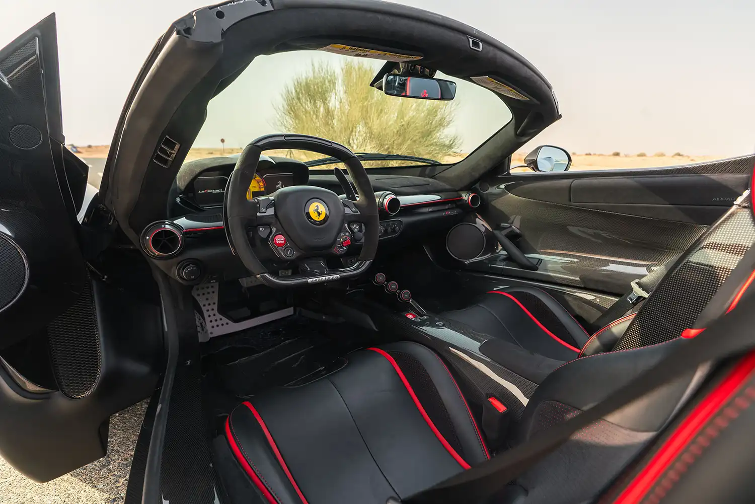 Ferrari LaFerrari Aperta 
