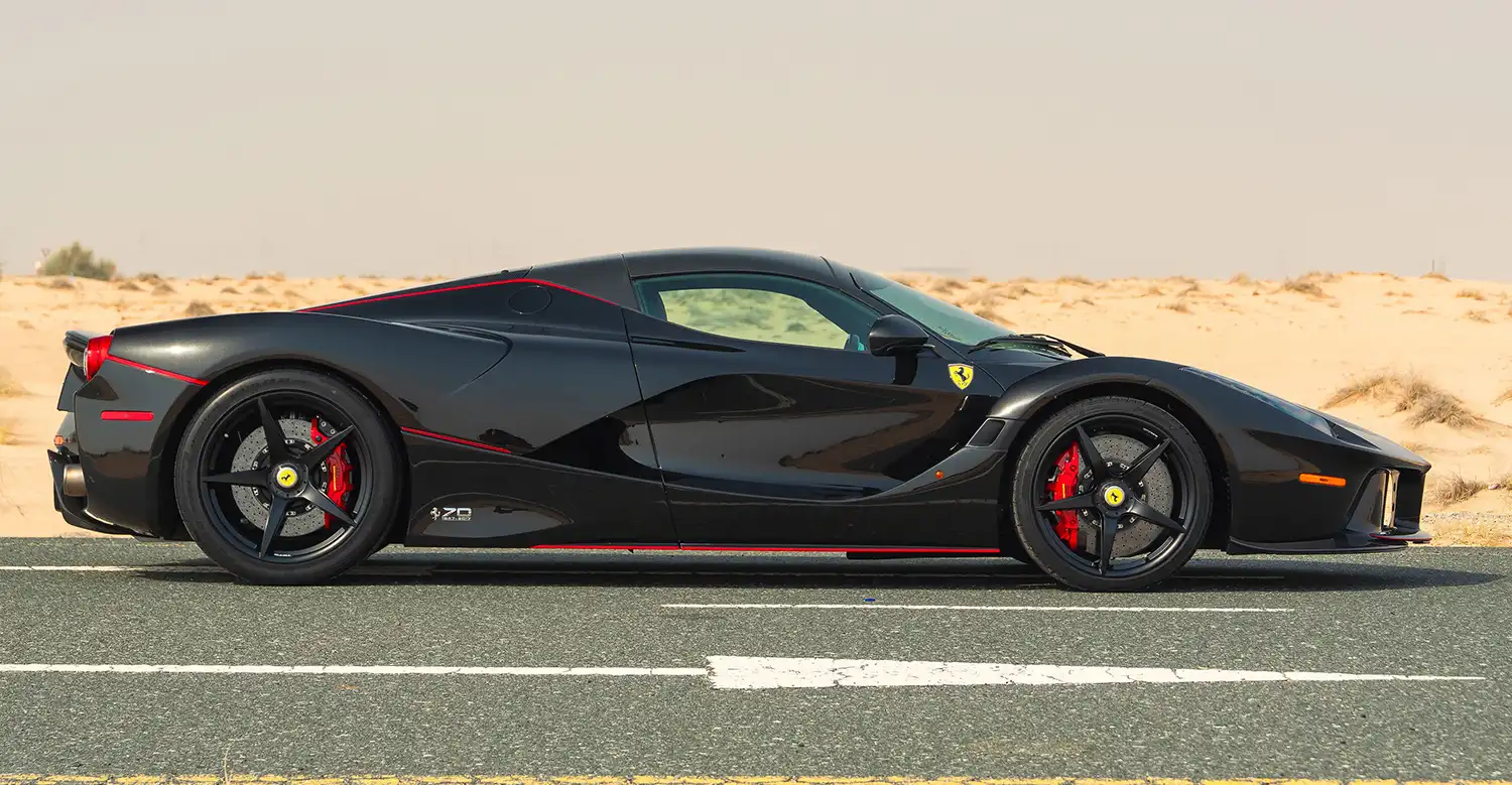 Ferrari LaFerrari Aperta 