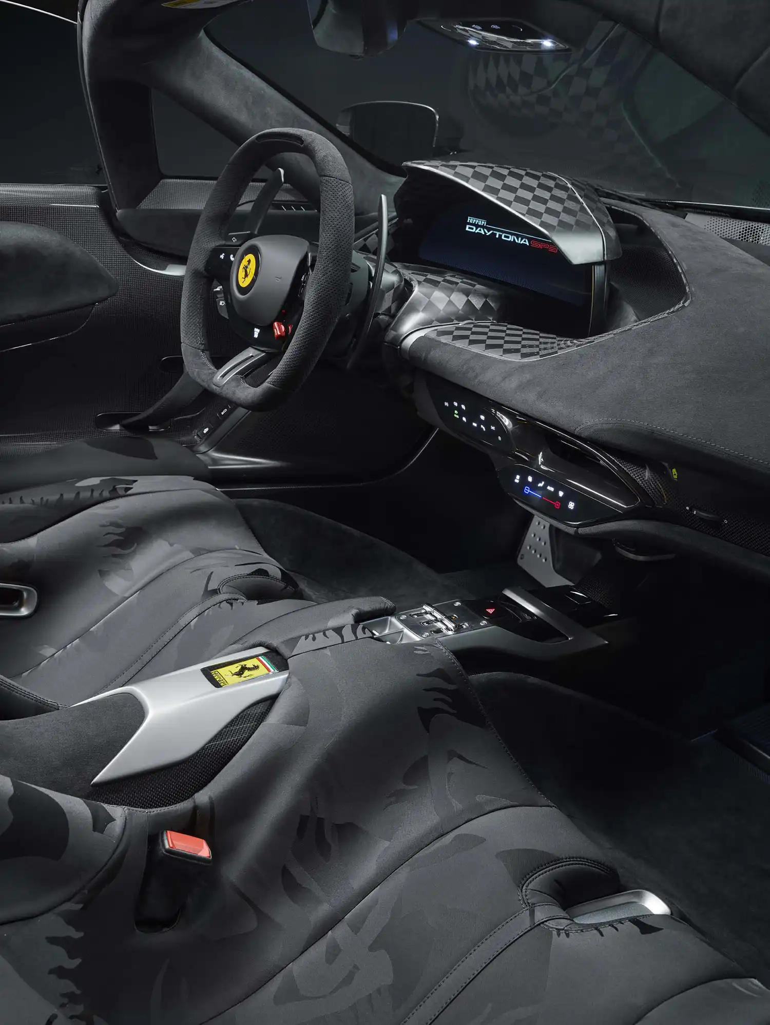 Ferrari Daytona SP3 Tailor Made