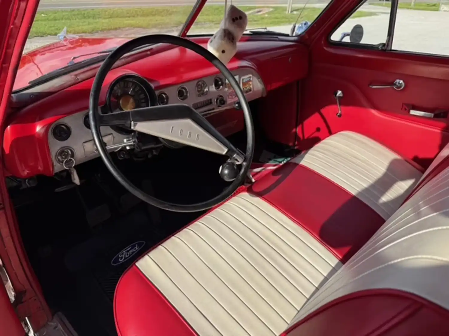 1951 Ford Custom Deluxe Tudor