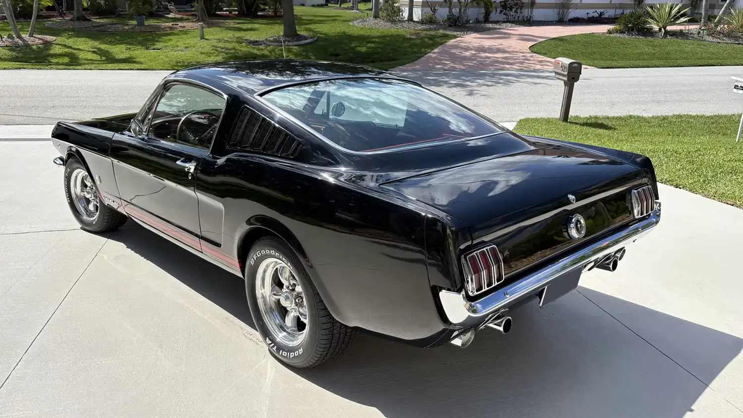 1965 Ford Mustang GT Fastback