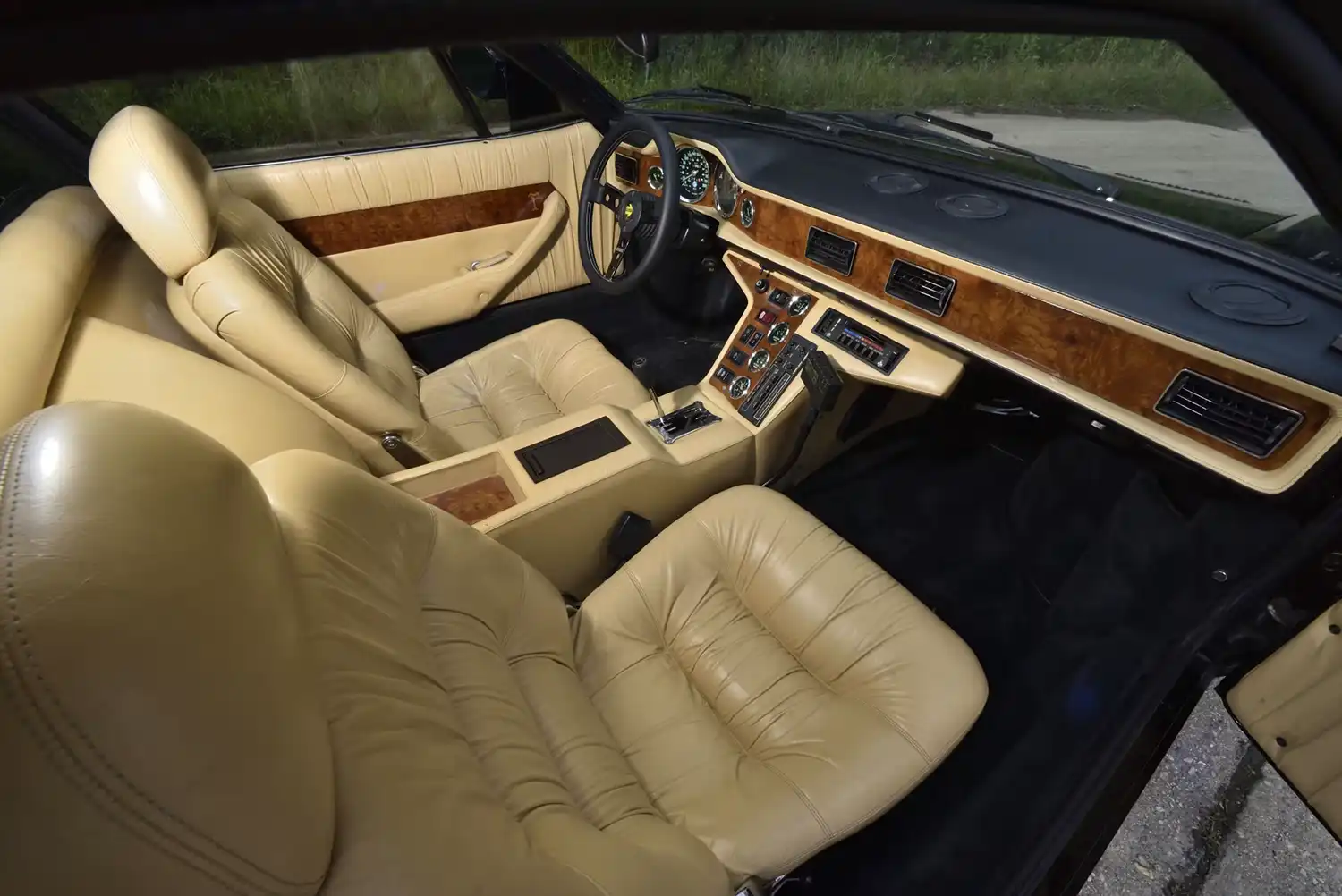 1987 DeTomaso Pantera GT5-S