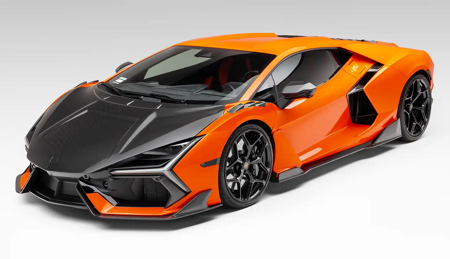 Vorsteiner Lamborghini Revuelto carbon package