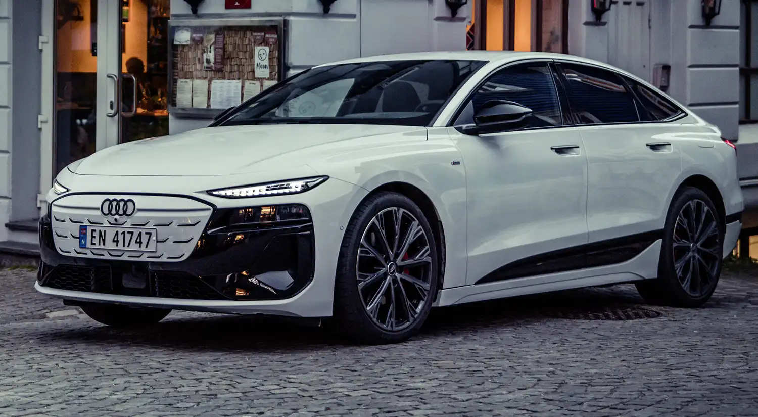 Audi A6 e-tron
