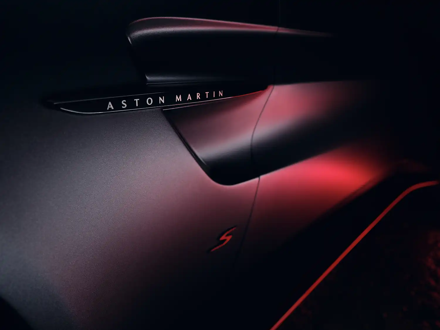 Aston Martin Vantage S
