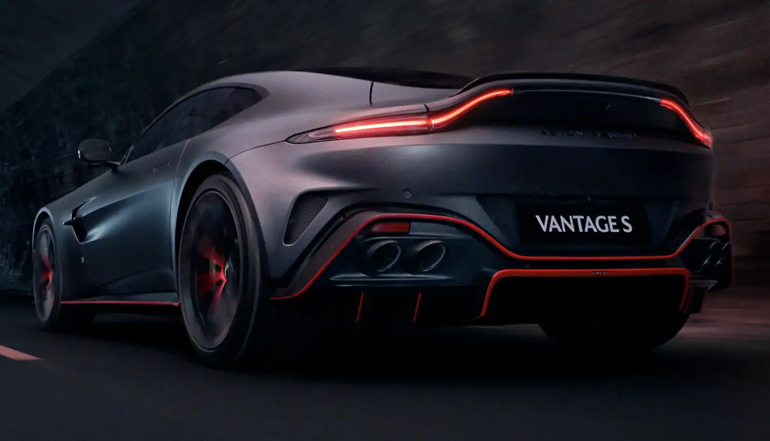 Aston Martin Vantage S