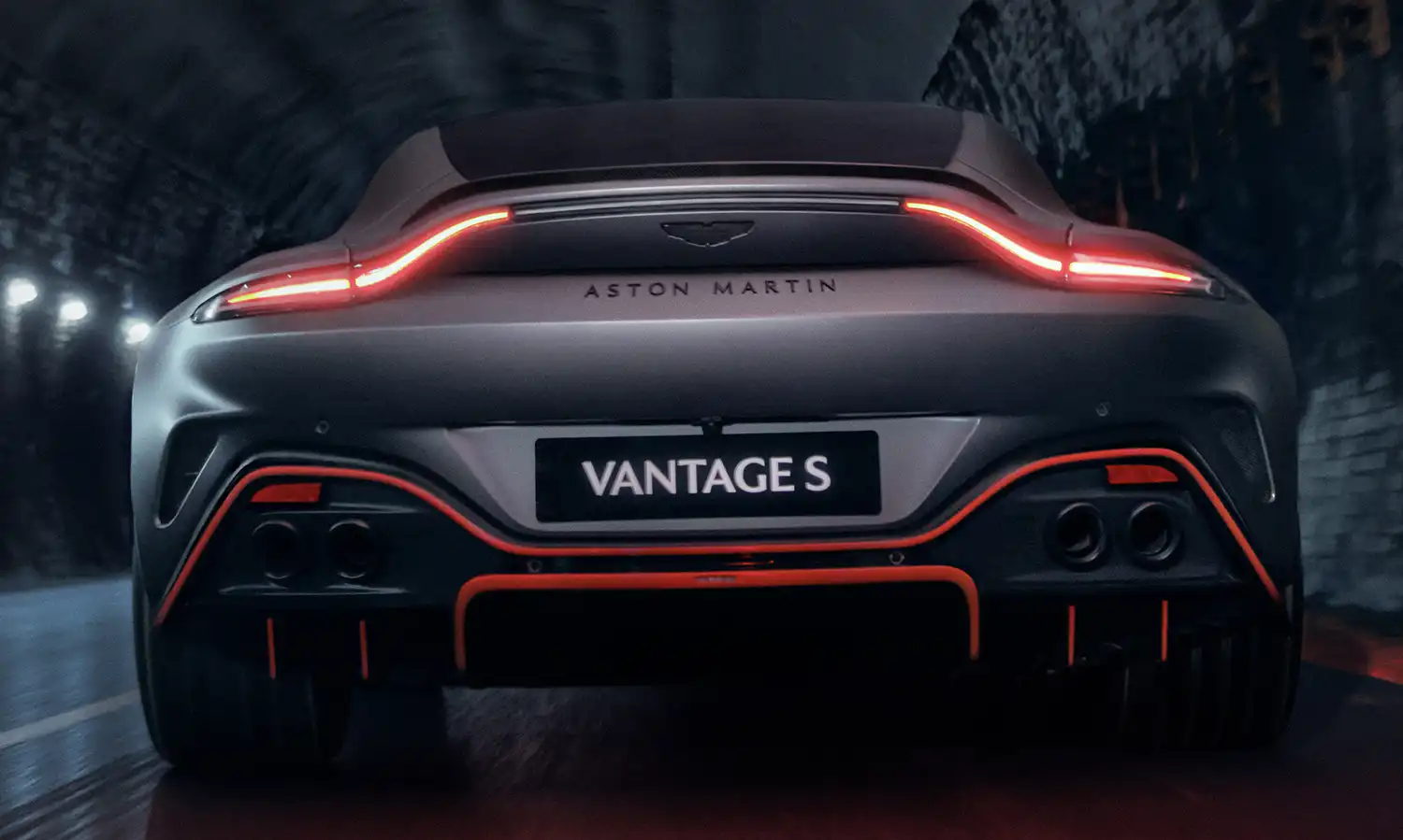 Aston Martin Vantage S