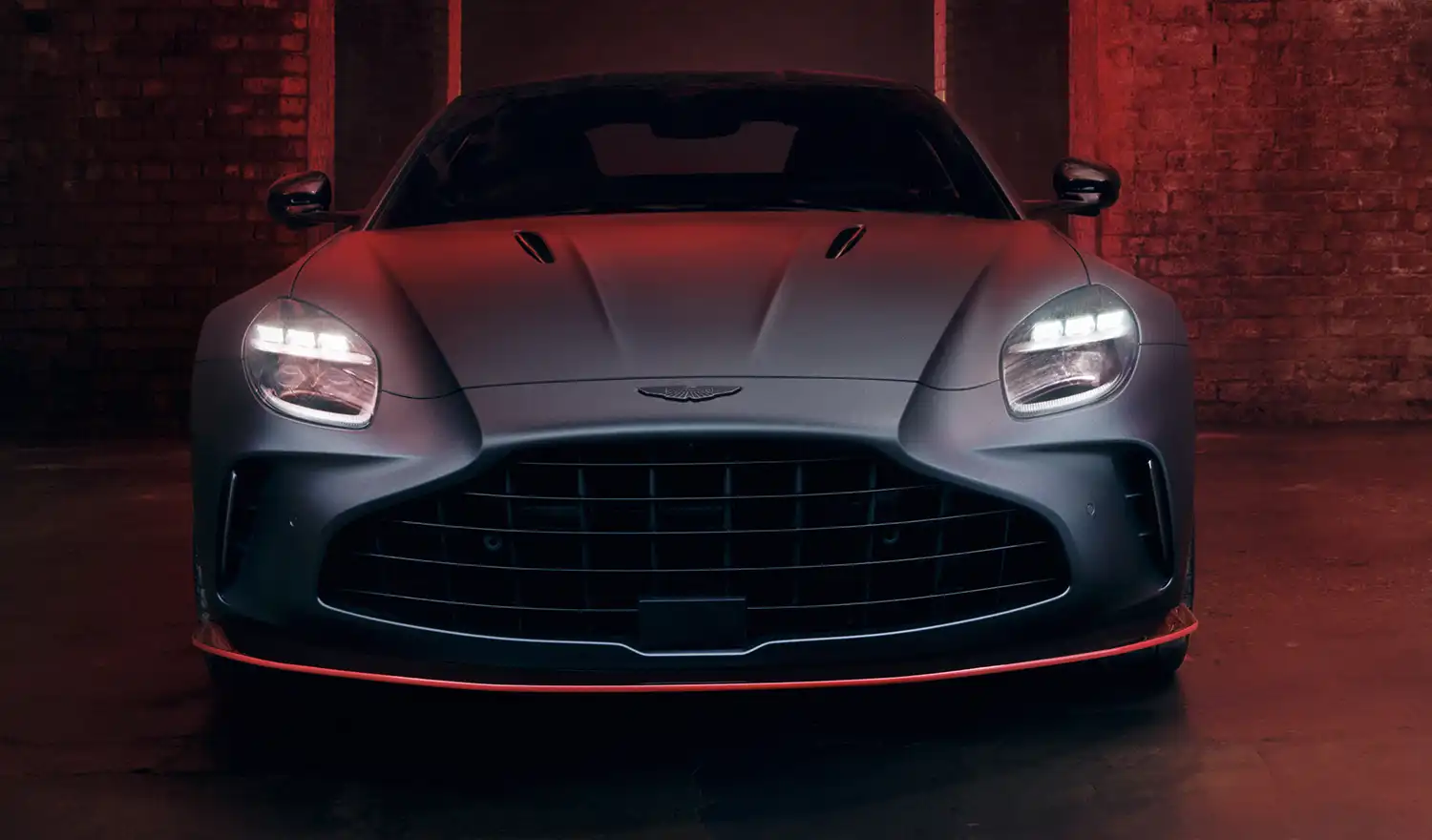 Aston Martin Vantage S