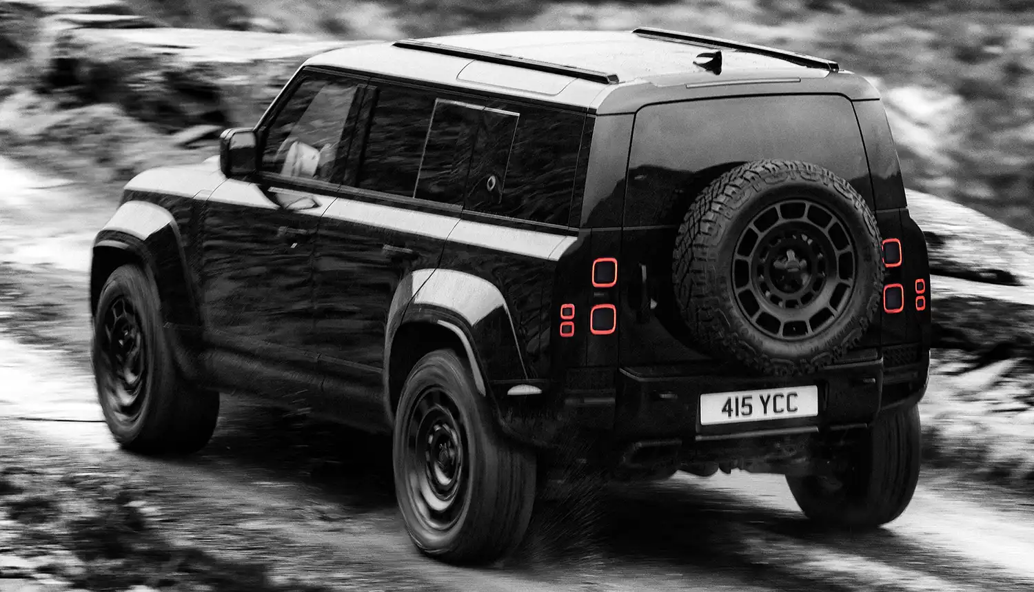 Defender OCTA Black