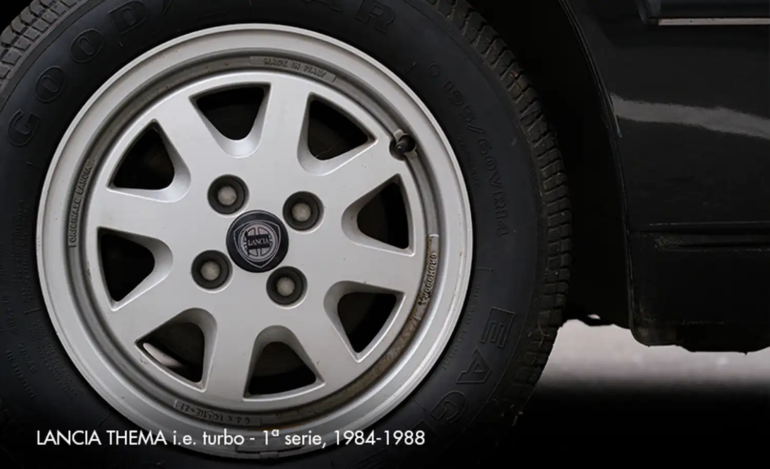 Lancia Thema 8.32