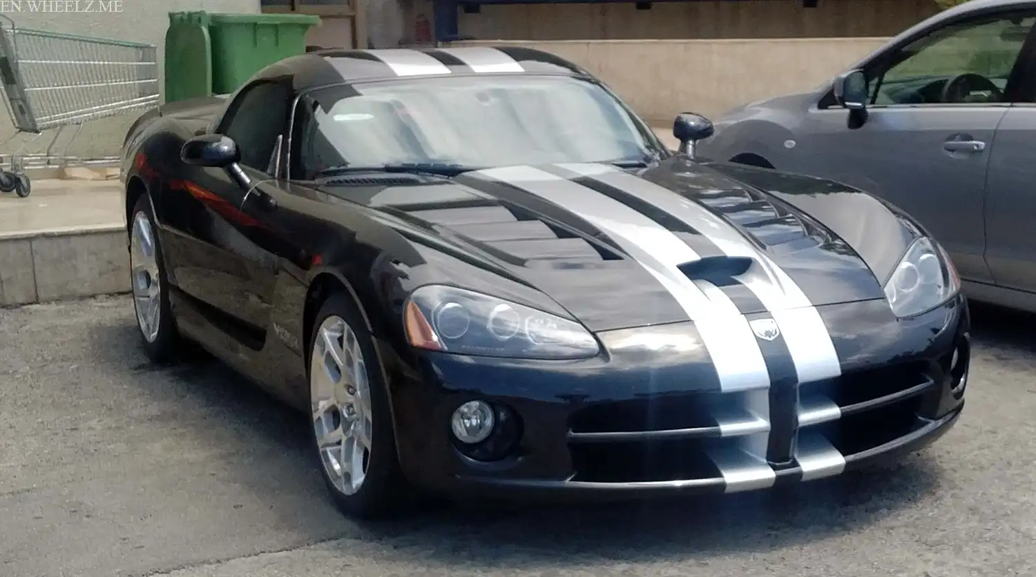 Dodge Viper SRT-10