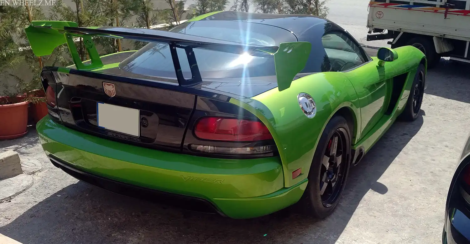Dodge Viper SRT-10
