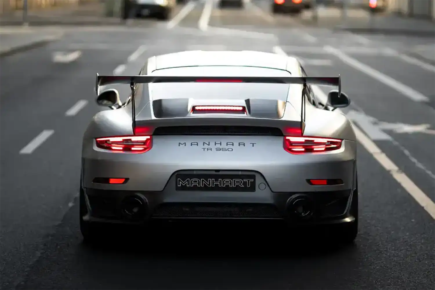 MANHART TR 950 Porsche GT2 RS