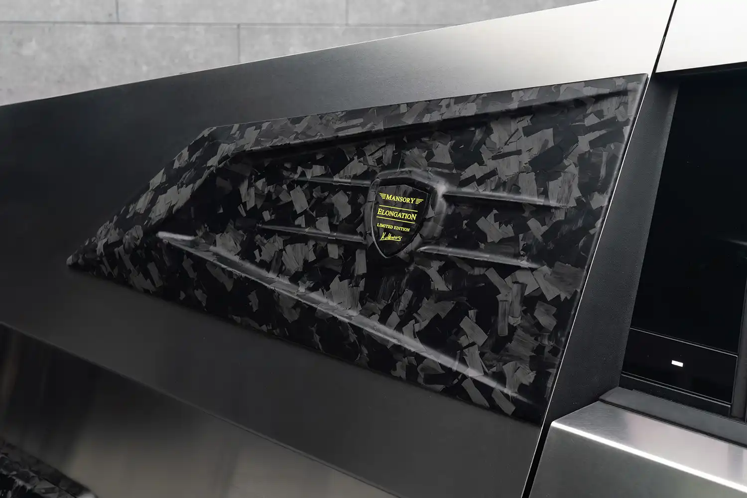 MANSORY Elongation Tesla Cybertruck