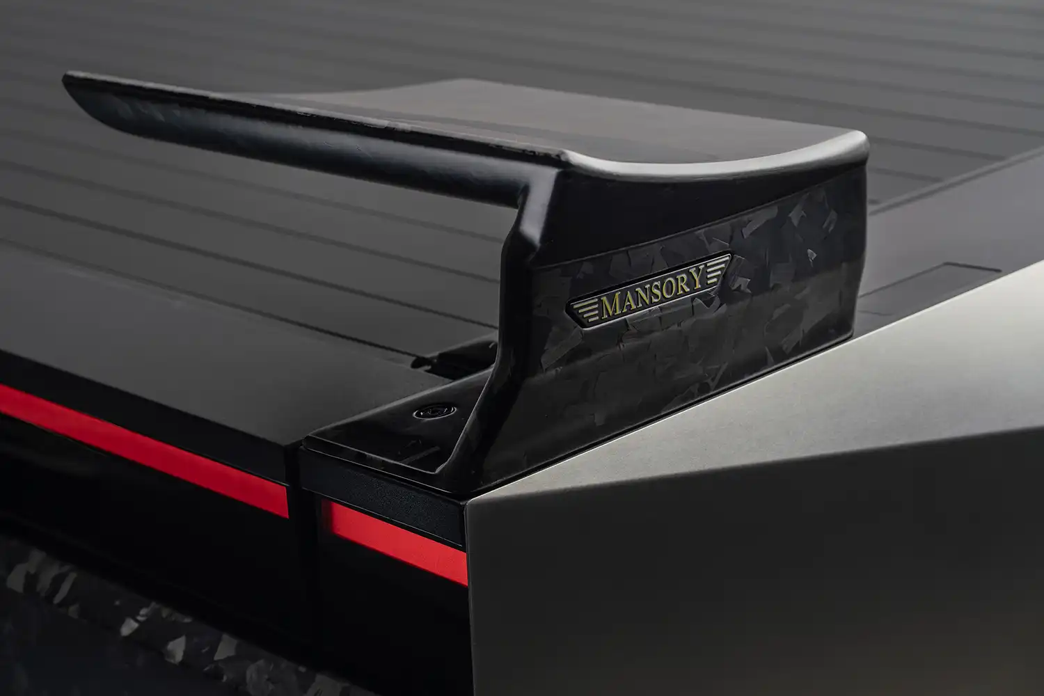 MANSORY Elongation Tesla Cybertruck