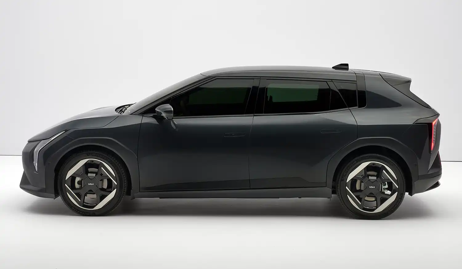 2025 Kia EV4 UK